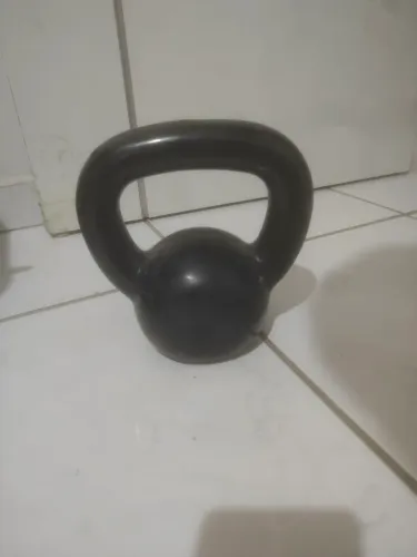 Kettlebell Emborrachado Seminovo 6kg - Ótimo Estado