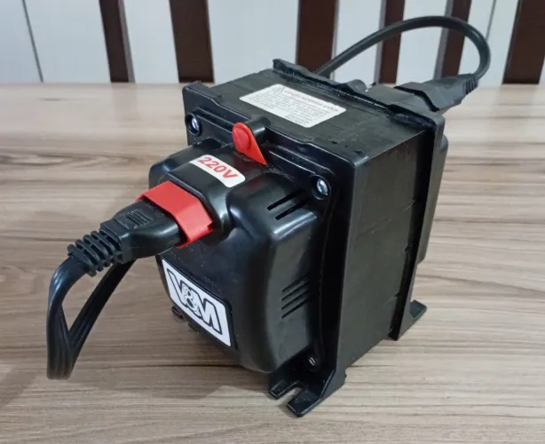 Transformador 7000VA