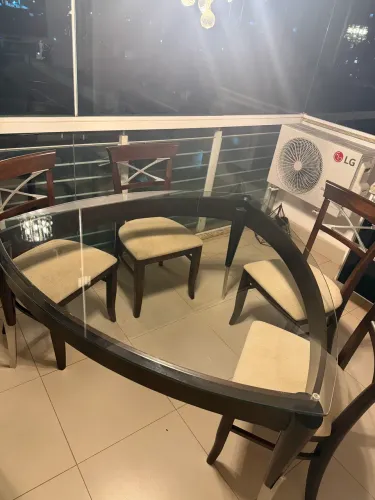 Mesa de jantar 6 cadeiras