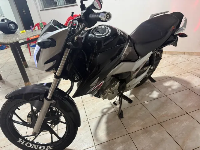 Titan 160 ano 2016 completa 