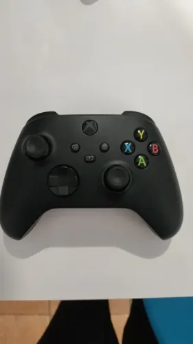 Controle Xbox Series S/X Original Carbon Black com Caixa (Defeito)