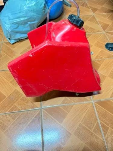 Tanque de Plastico TORNADO 250