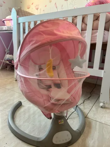 Cadeira de descanso de bb menina