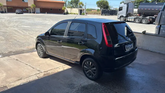 Ford Fiesta 1.6 16V Flex Mec. 5P 2013