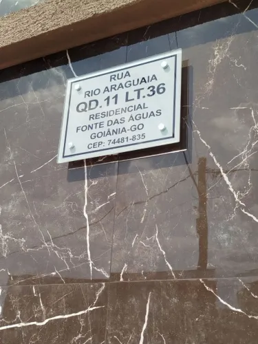 Placa de endereço 