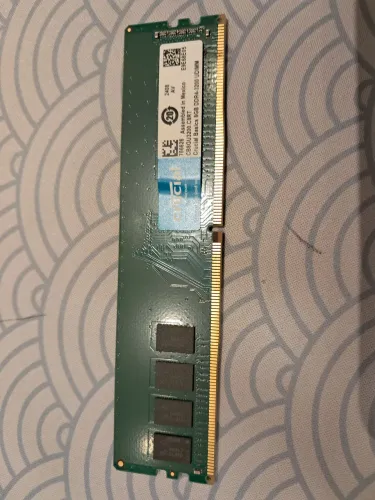 Memória RAM crucial 8GB DDR4-3200 UDIMM Para pc nunca usada