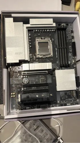 Placa mãe x870 semi nova