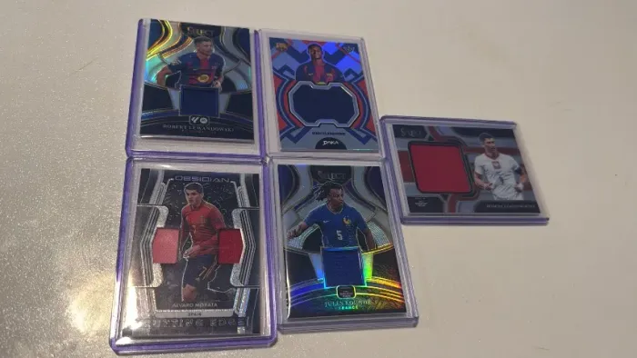 Cards memorabilia