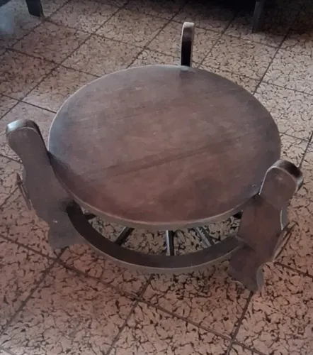 Mesa de centro em madeira