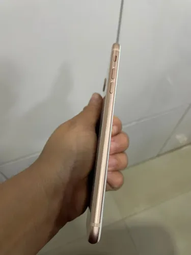 IPHONE 8 PLUS - MUITO CONSERVADO