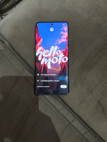 MOTO EDGE 40