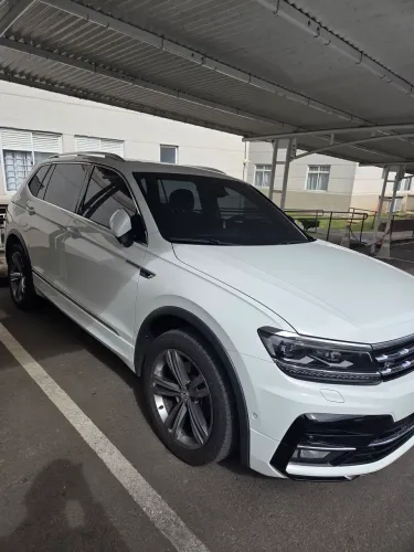Volkswagen Tiguan Allspac R-line 350 TSI 2.0 4X4 2021
