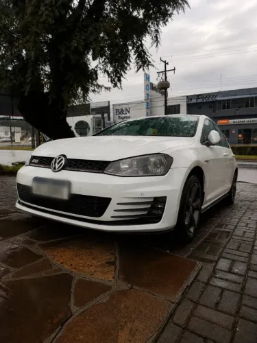Volkswagen Golf GTI 2.0 TSI 220cv Aut. 2014