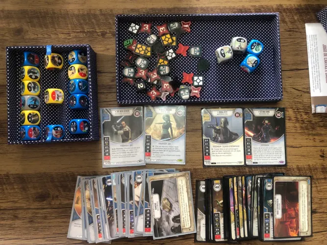 Star Wars Destiny. Jogo de cartas.