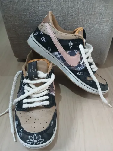 Tênis nike dunk travis scott cactus nº 38