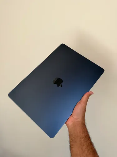 MacBook Air m2 256gb 15pol