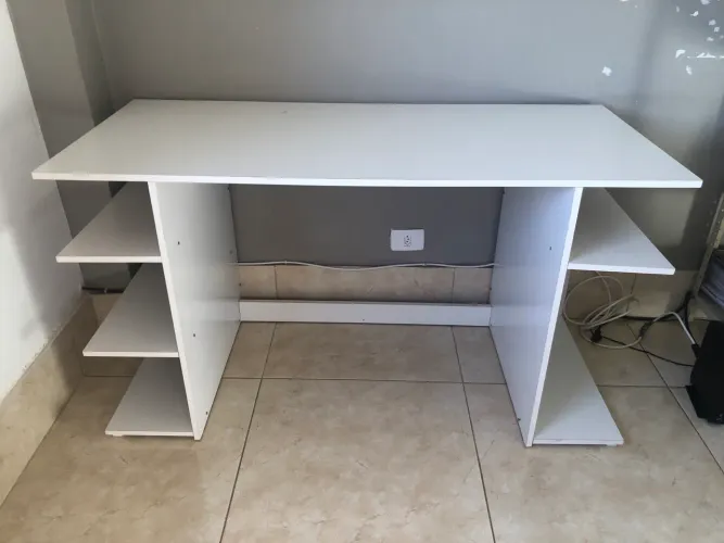 Escrivaninha MDF Branca