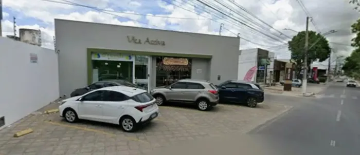 Alugo sala comercial Com e sem vitrine na avenida ceci cunha- Arapiraca - AL