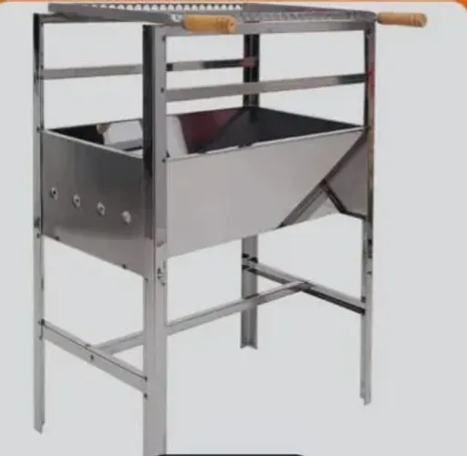 CHURRASQUEIRA DE INOX