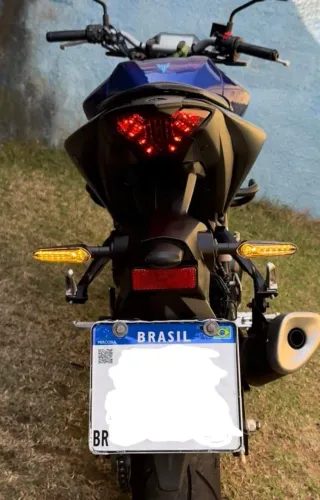 MT 03 semi nova KM original baixo