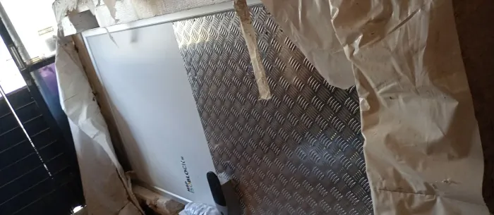 Porta p/ camera fria vai e vem