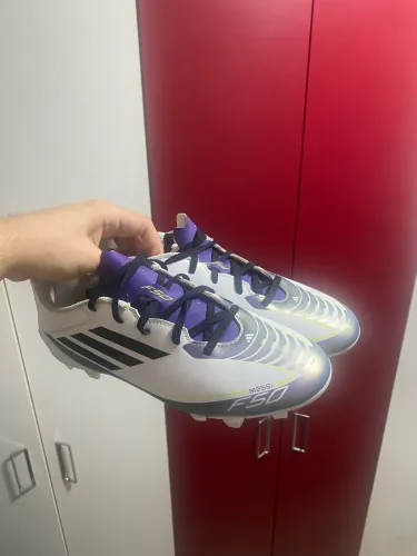 CHUTEIRA ADIDAS