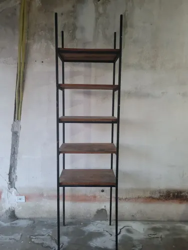 Estante industrial pequena