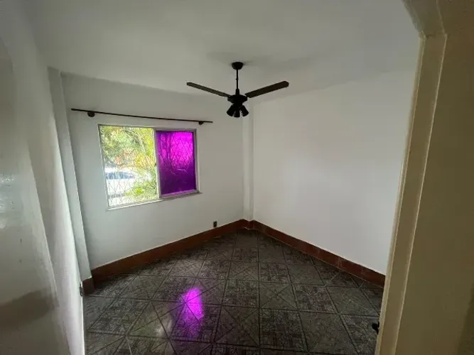 *VENDO APARTAMENTO DE 2 QUARTOS EM VAZ LOBO*