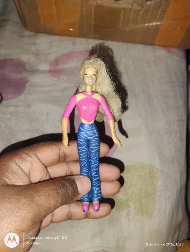 Boneca Barbie miniatura 