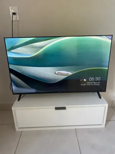 Smart TV TCL 32 com controle remoto