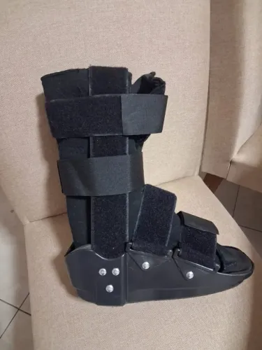 Bota imobilizadora