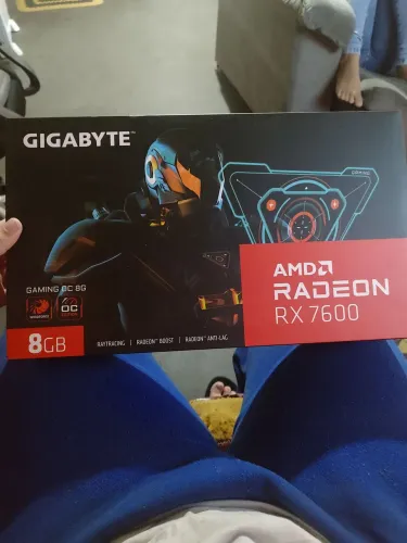 Amd radeon RX 7600 8 GB
