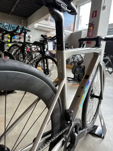 BMC TEAMMACHINE SLR 01