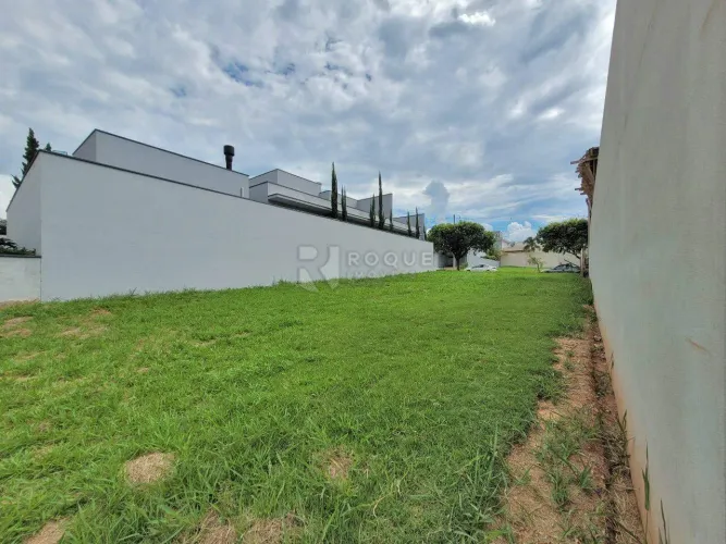 Terreno à venda no Village Limeira, Limeira/SP  371,69 m² em condomínio residencial