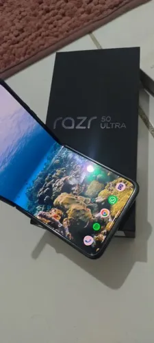RAZR 50 ULTRA