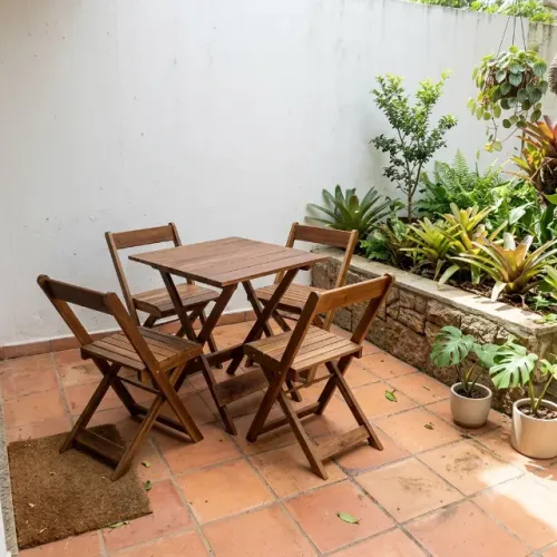 Conjunto mesa/4cadeiras de madeira p/bar