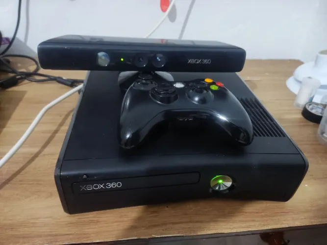 VENDE-SE XBOX 360 DESBLOQUEADO