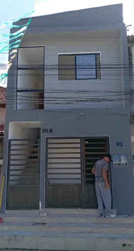 Casa nova segunda quadra do palato ponta verde.