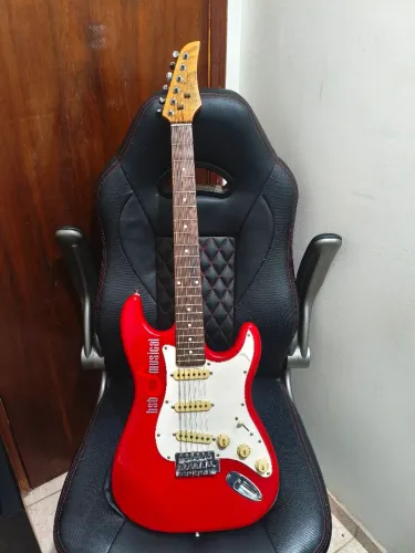 Guitarra Stratocaster Condor <br>Praticamente Nova