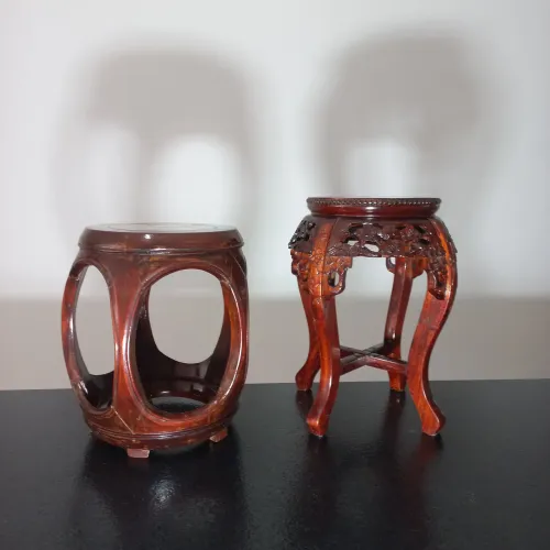 Banquinho/tamborete/mesinha c/tampo de mármore rosa estilo antigo asiático 