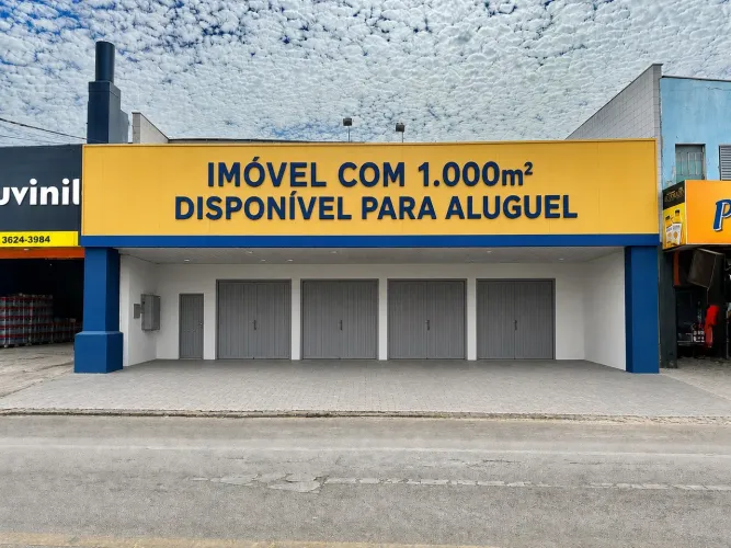 Ponto Comercial com 1.000m2 para Locação na Avenida Carmindo de Campos - Cuiabá/MT