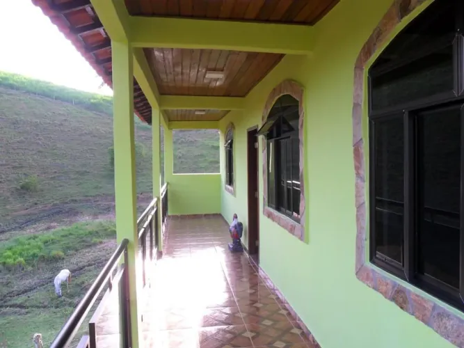 Sítio em Ewbank da Câmara