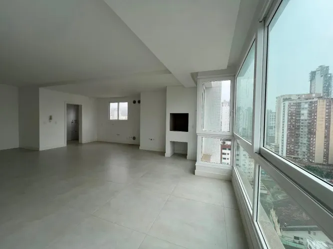 Apartamento no Edifício Camboas Residence à venda em Balneário Camboriú