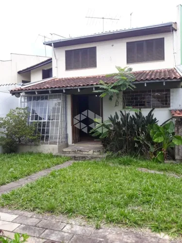 Casa em condomínio 3 dormitórios 4 vagas e pátio - Zona Sul de Poa