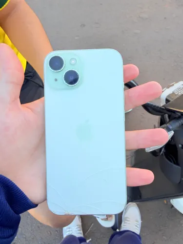 iPhone 15