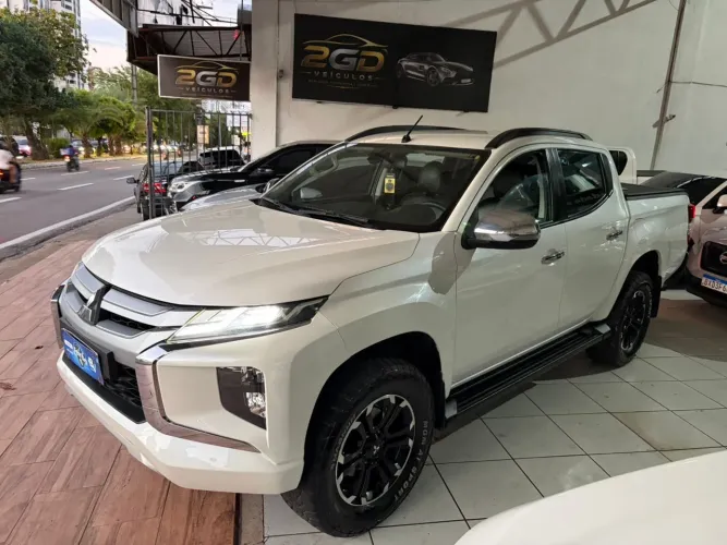 Mitsubishi L200 Triton Sport HPE 2.4 CD Diesel Aut. 2023