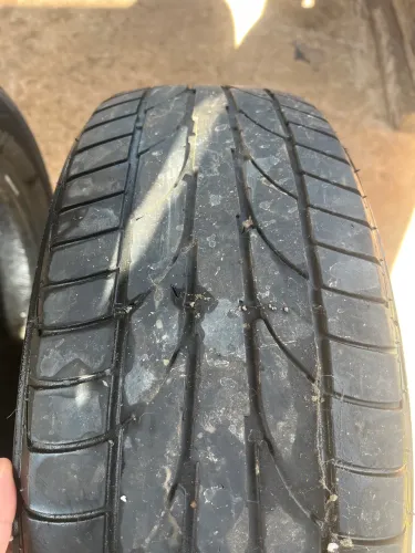 Par de pneus Aro 15 Firestone