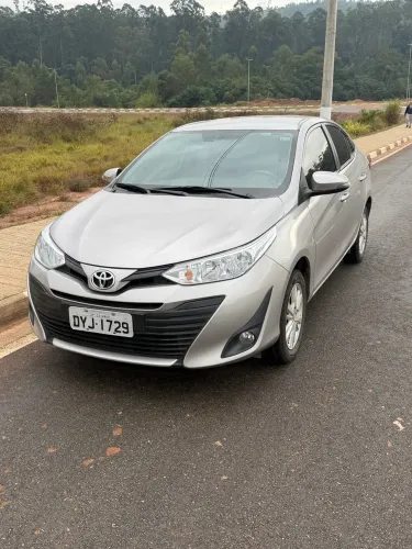 Toyota Yaris XL Sedan 1.5 Flex 16V 4P Aut. 2019