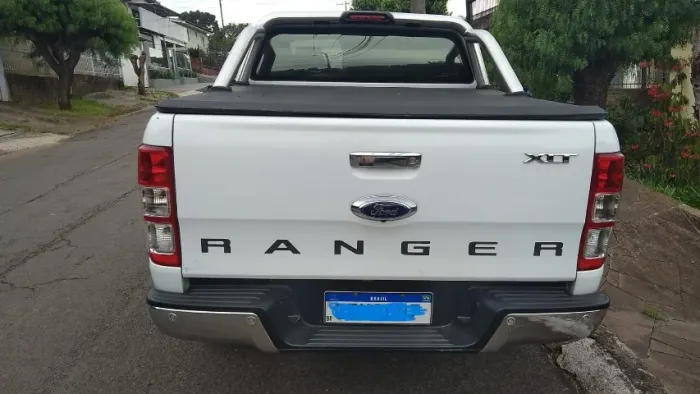 Ford Ranger XLT 2.5 16V 4X2 CD Flex 2017