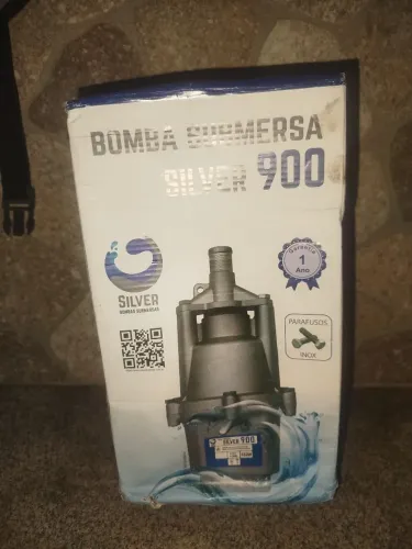 Bomba submersa